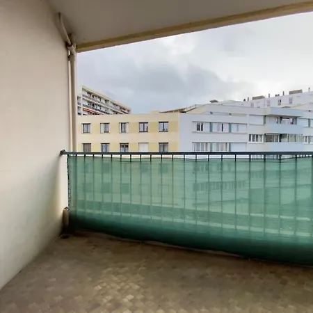Appartamento Joli T4 Avec Balcon, Place De Parking - Oradou *