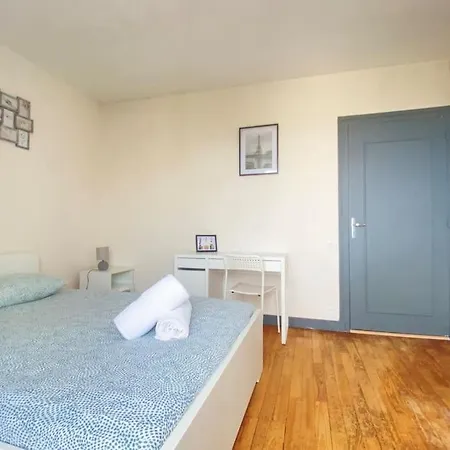 Appartement Joli T4 Avec Balcon, Place De Parking - Oradou