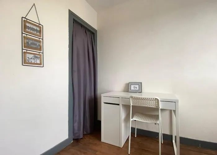 شقة Joli T4 Avec Balcon, Place De Parking - Oradou